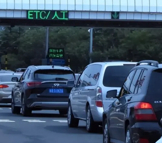 大同老铁考察豆腐机