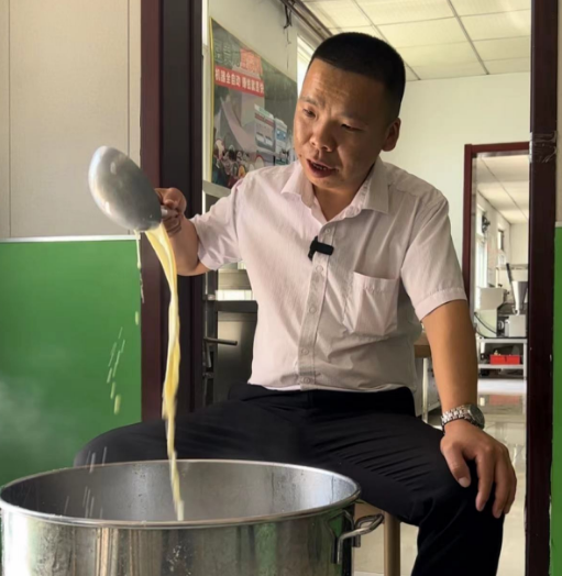 豆贵妃豆腐机流水线